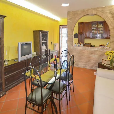 Дом отдыха Four-bedroom Holiday In Citerna
