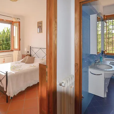 Дом отдыха Four-bedroom Holiday In