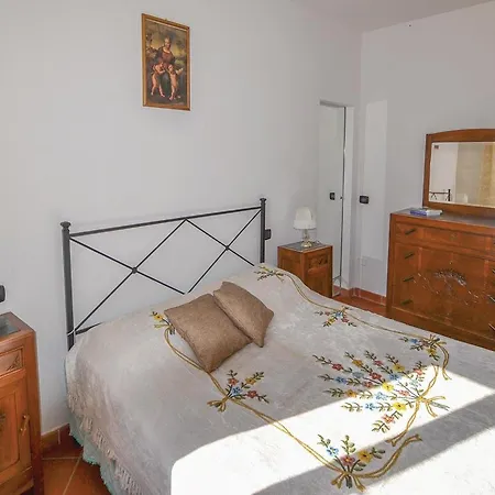Four-bedroom Holiday In * Citerna